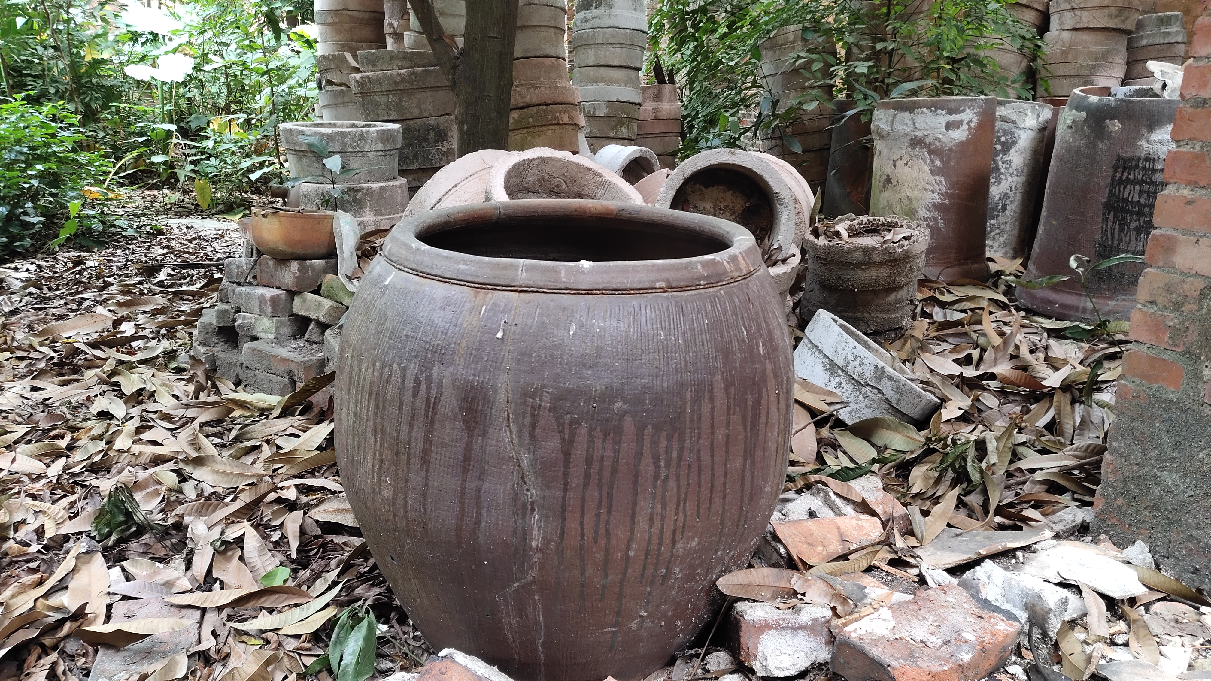 千年古窑陶瓷村,广东省吴川市千年陶村