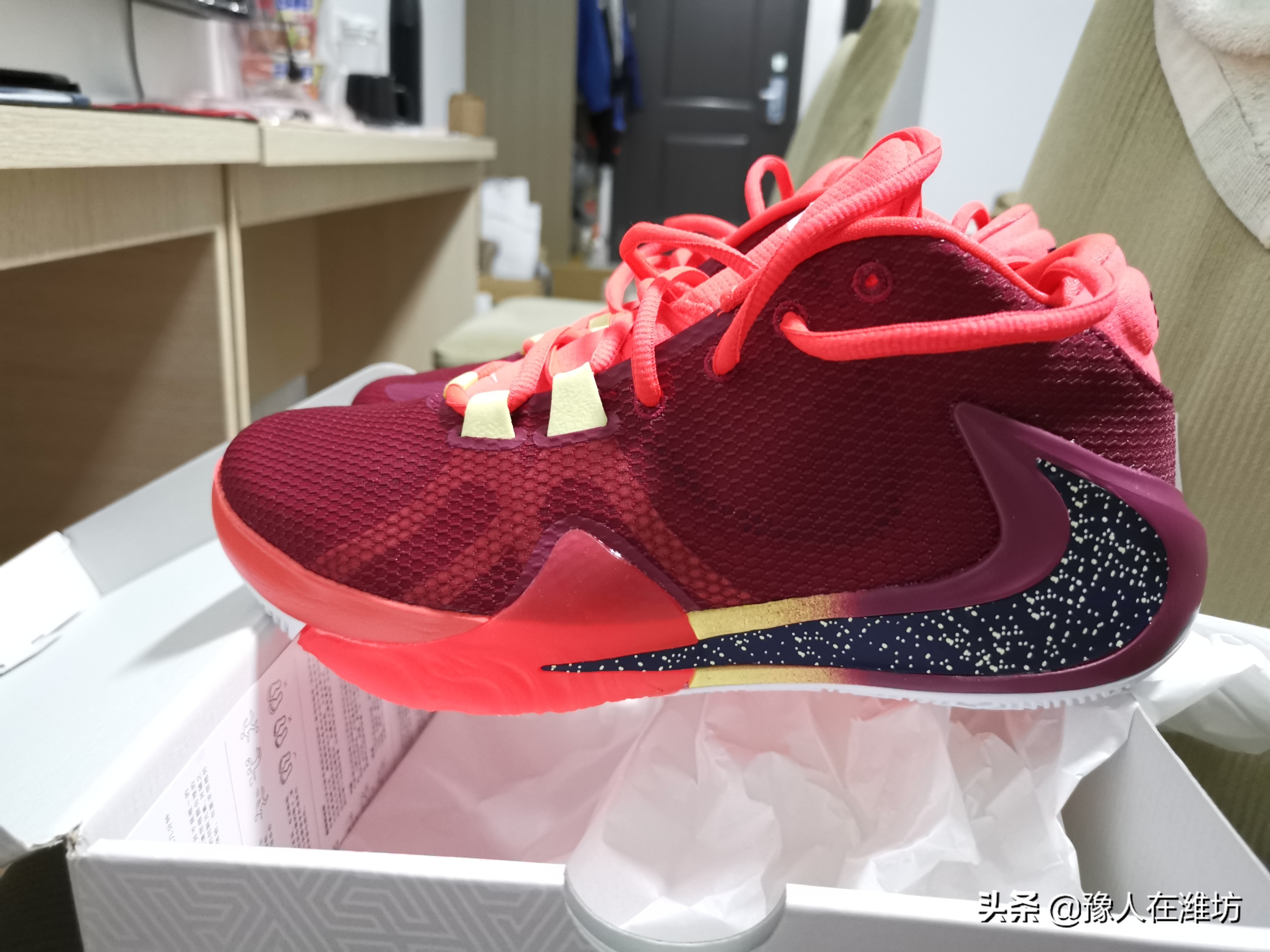 nikezoomfreak1blackwhite测评,nike第一双zoomx鞋