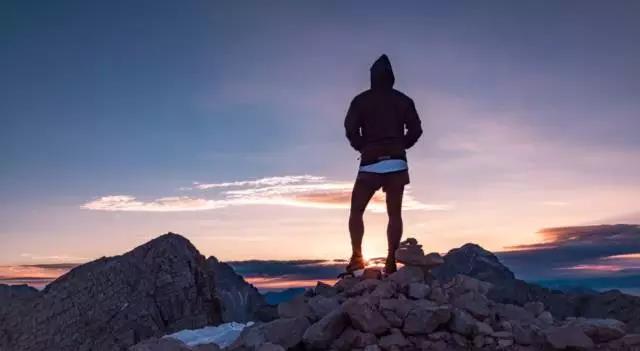 200万存款可以不工作吗,有200万可以不工作吗