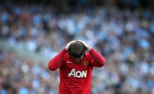 来时少年去时两鬓斑白,来时少年去时深秋