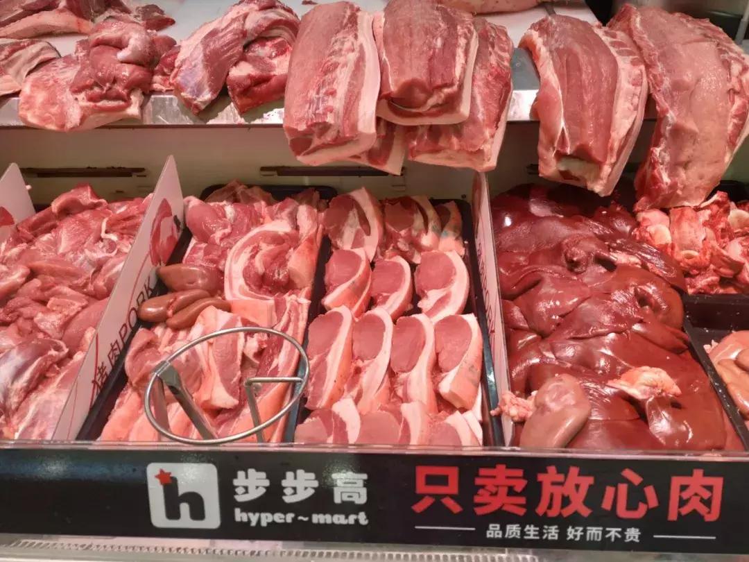 超市五一主题陈列,五一节超市入口创意陈列