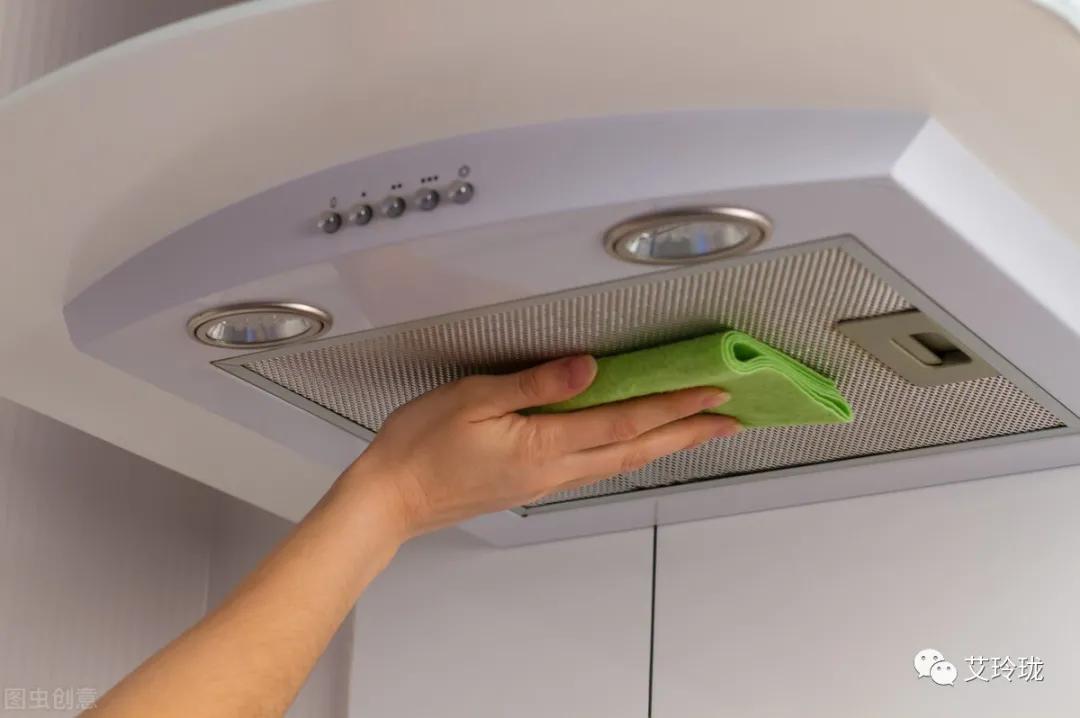 几年没清洗过的油烟机怎样清洗,十几年没清洗过的油烟机实在脏