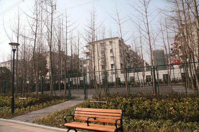 上海最大的绿地在哪里,上海人家万科广场