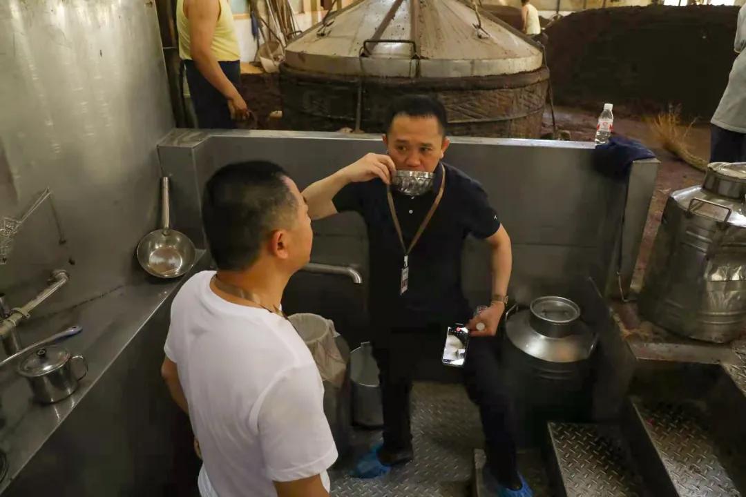 考察茅台镇,茅台镇考察