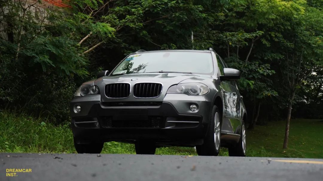 e70x5上代车型,11款宝马x5e70试驾视频