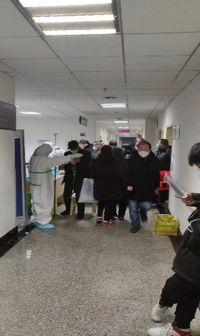 前事之痛：勿忘非典“天井”，警惕输液室里的交叉感染