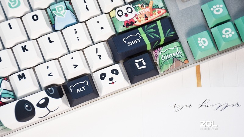 国风涂装键盘,樱桃mx1.1红轴机械键盘测评