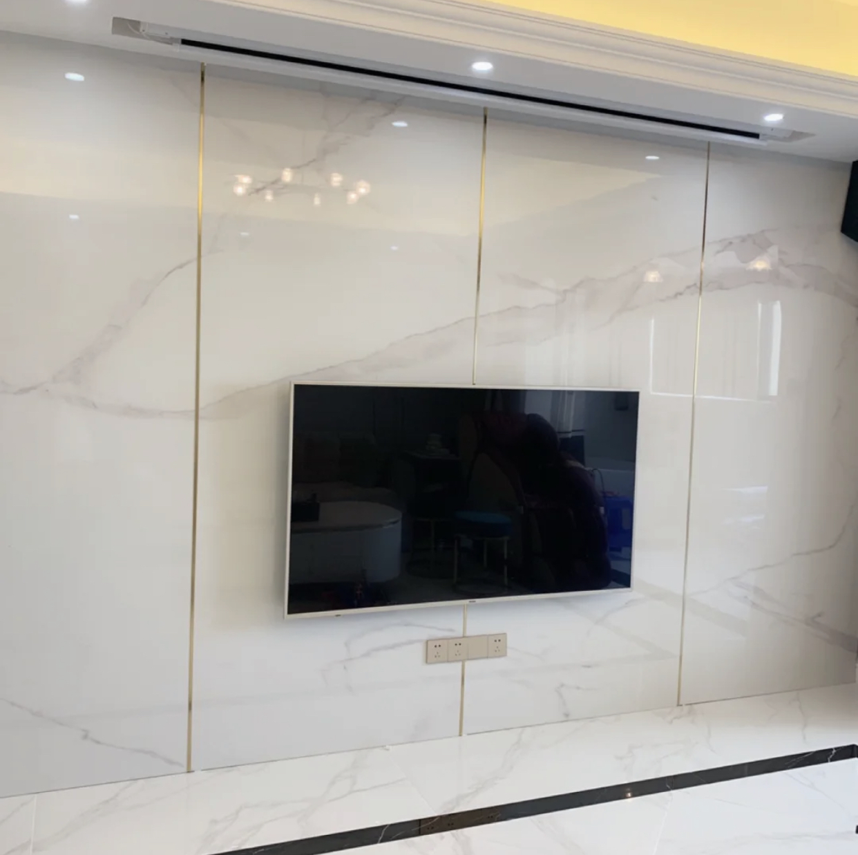 卫生间太小放不了卫浴柜,卫生间太小放不下浴缸