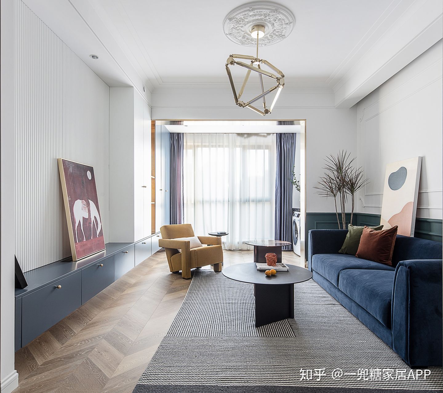 现在吊顶如何设计,目前流行的吊顶设计