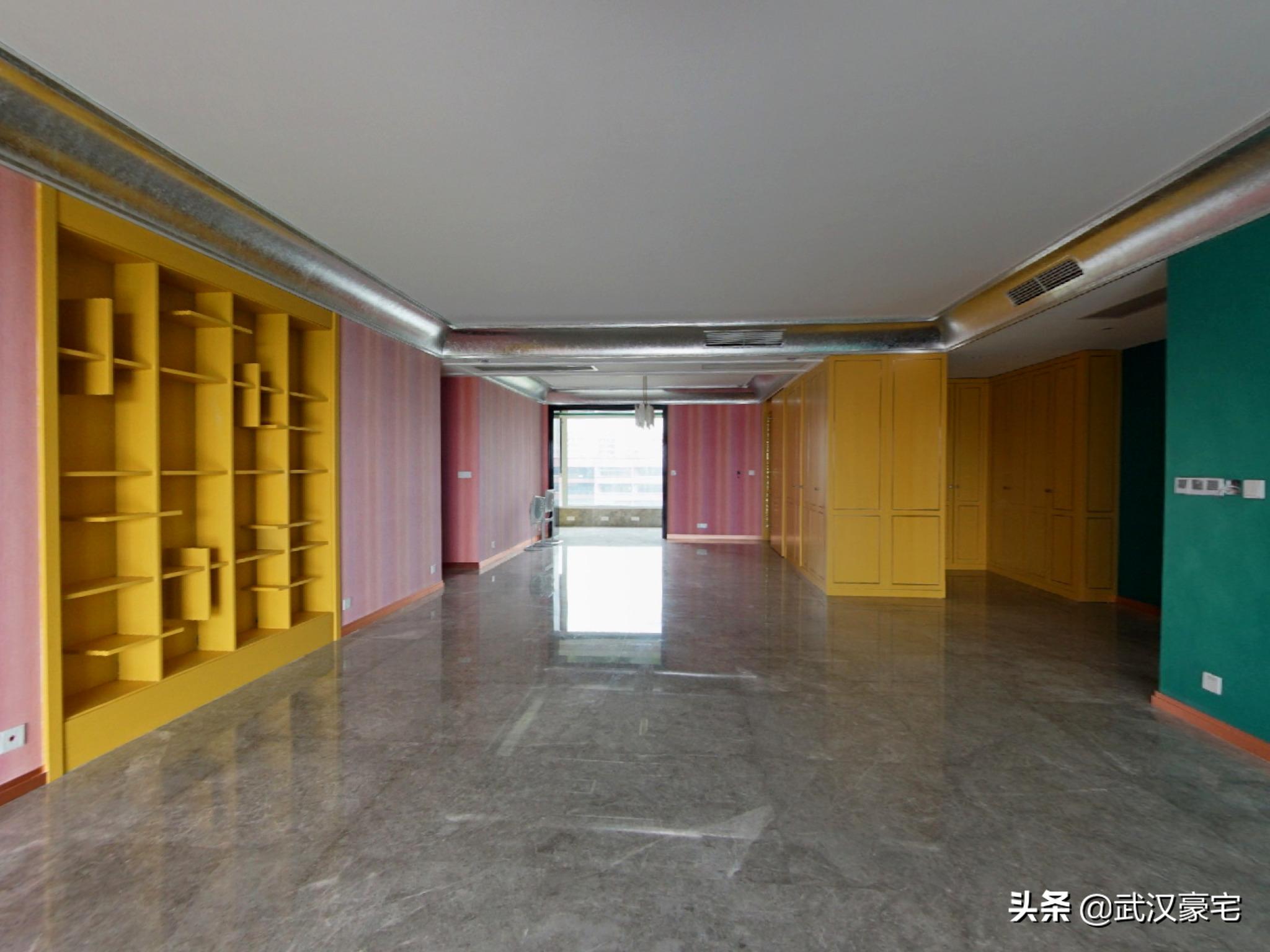 纯水岸小区114平米经典两室一厅,纯水岸东湖天屿二期352平精装