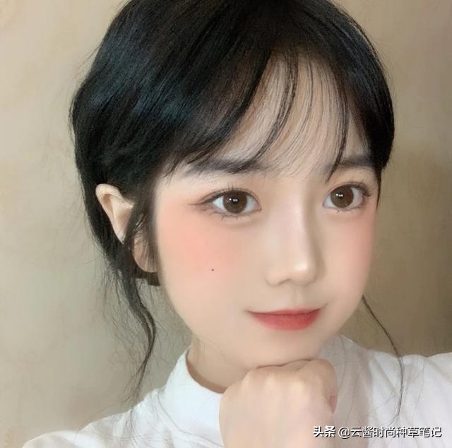 兰蔻最受欢迎的单品Top5：菁纯眼霜淡纹紧致，大粉水让人又爱又恨