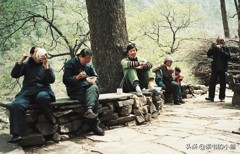 80年代农村淘金热：“跑红两千”病毒式传播，倾家荡产在所不惜