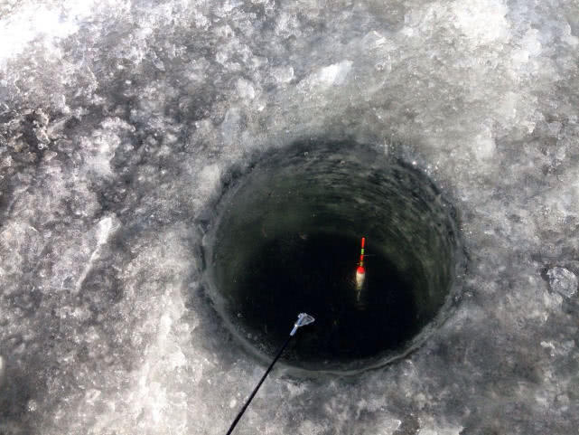 冰钓的十大技巧,冬季北方冰钓的八大禁忌