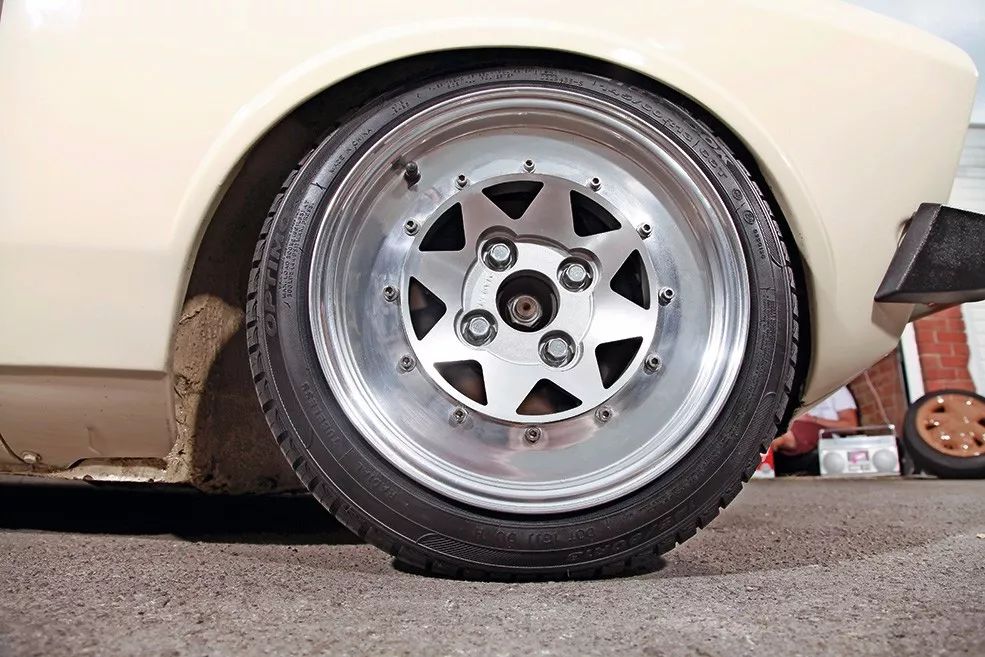 名鞋恒久远经典,经典永流传美丽恒久远