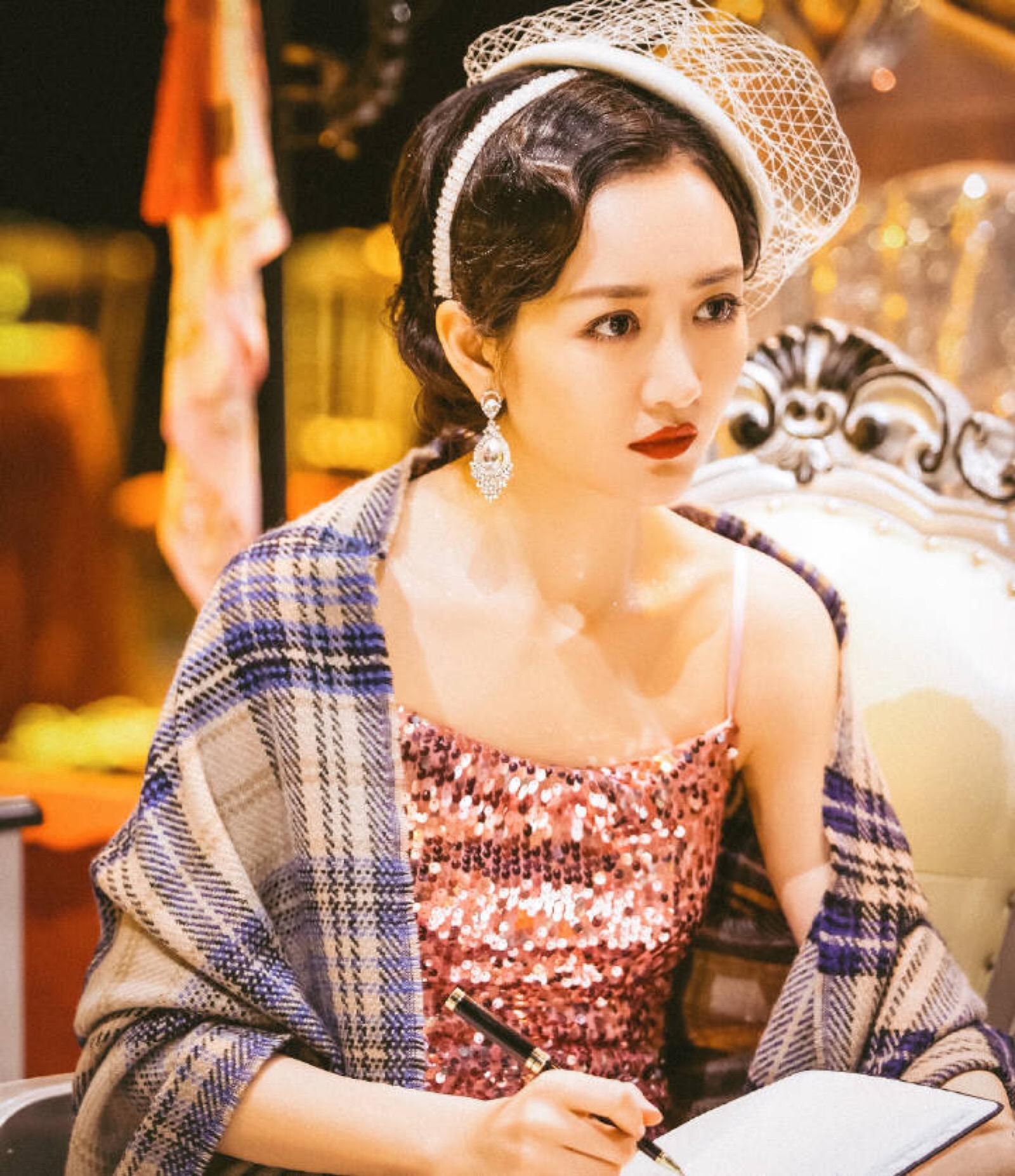 王鸥最新一期大侦探造型,明星大侦探王鸥秀身材