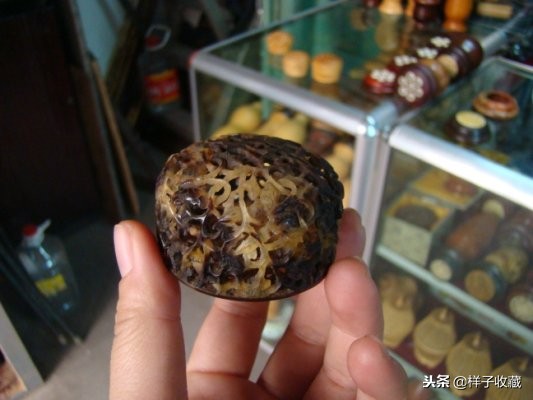 手工雕刻蝈蝈葫芦,圆形蝈蝈葫芦的制作方法