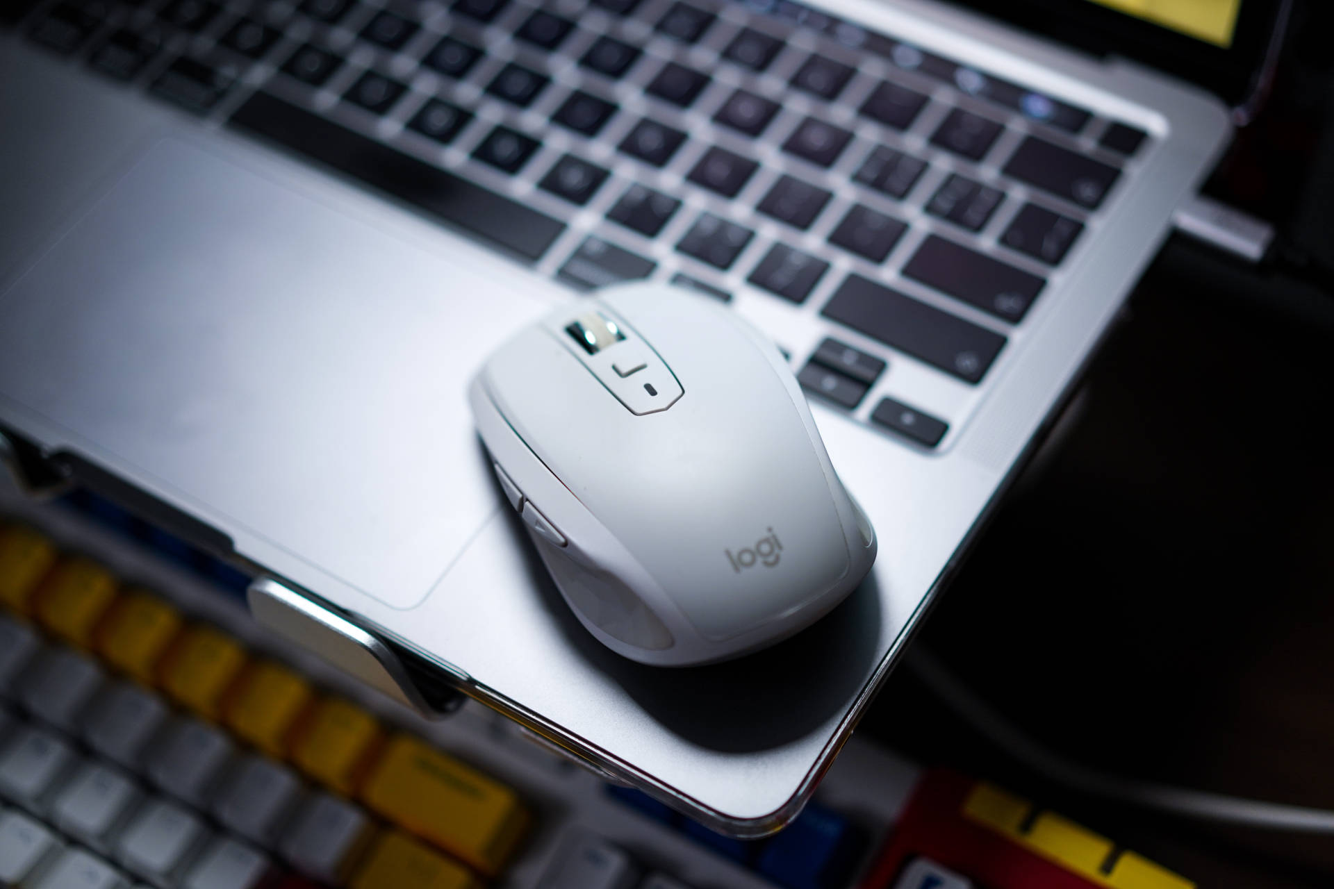 换完Mac又血亏2000,6000字聊聊好用的打工人苹果配件