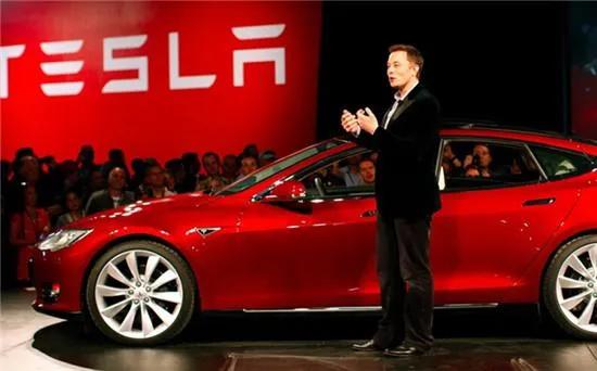 “都试驾了还不下定！”特斯拉在中国是怎样被神化的？