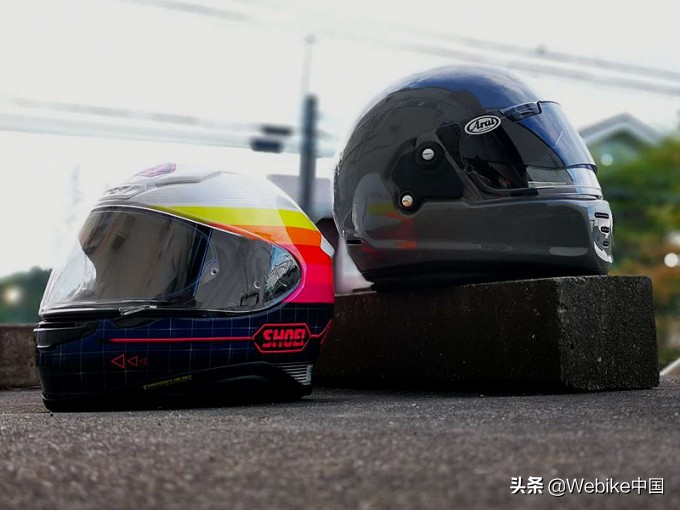 shoei与arai哪个好,shoei和arai外观颜值