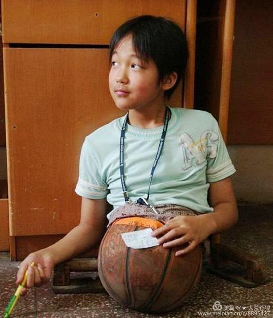 19年篮球少女,19年篮球女孩近况