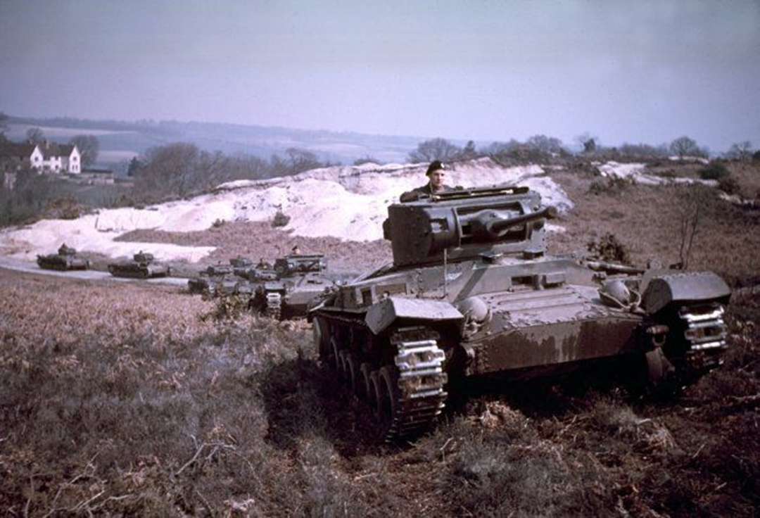 重甲龟速轻坦克，苏军眼中的英国“情人节”坦克，瓦伦丁步兵坦克