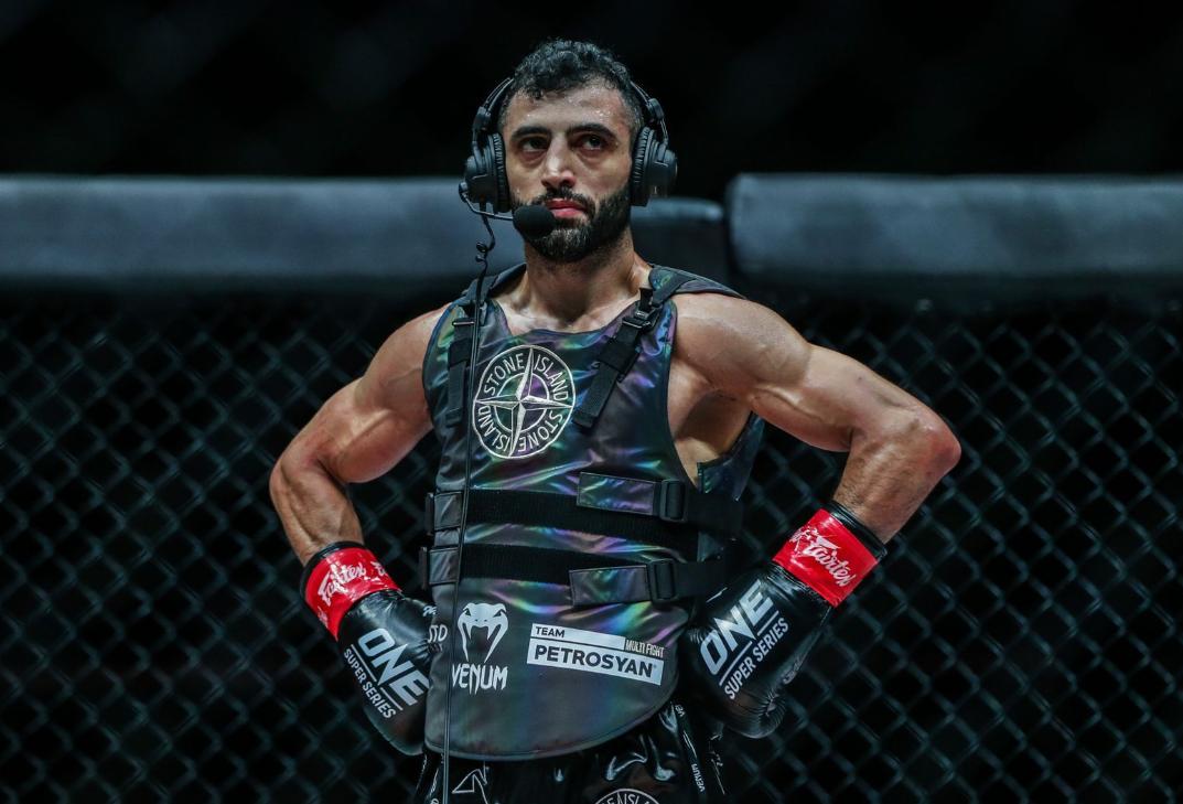 踢拳“世界大战”终于开启！10位顶尖选手决出最终王者