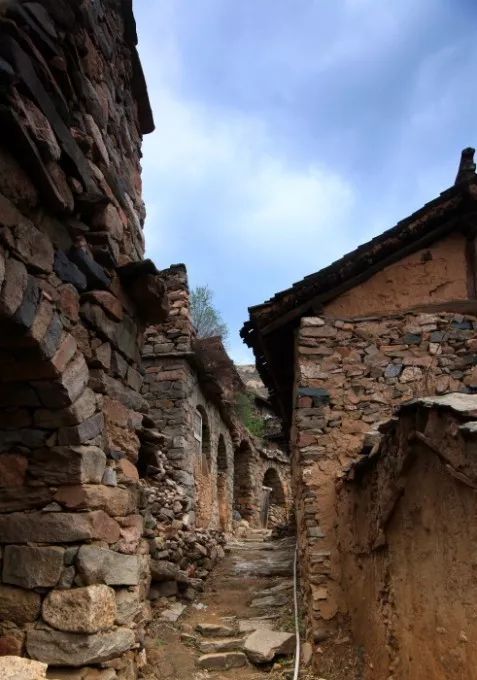 千年古村布达拉宫,太行山小布达拉宫