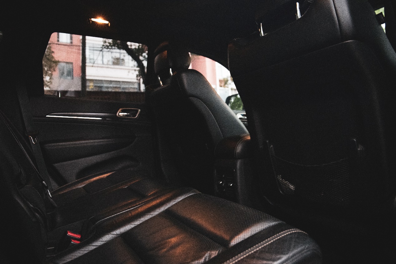 享受被围观的待遇！咱大切才是真男人座驾！