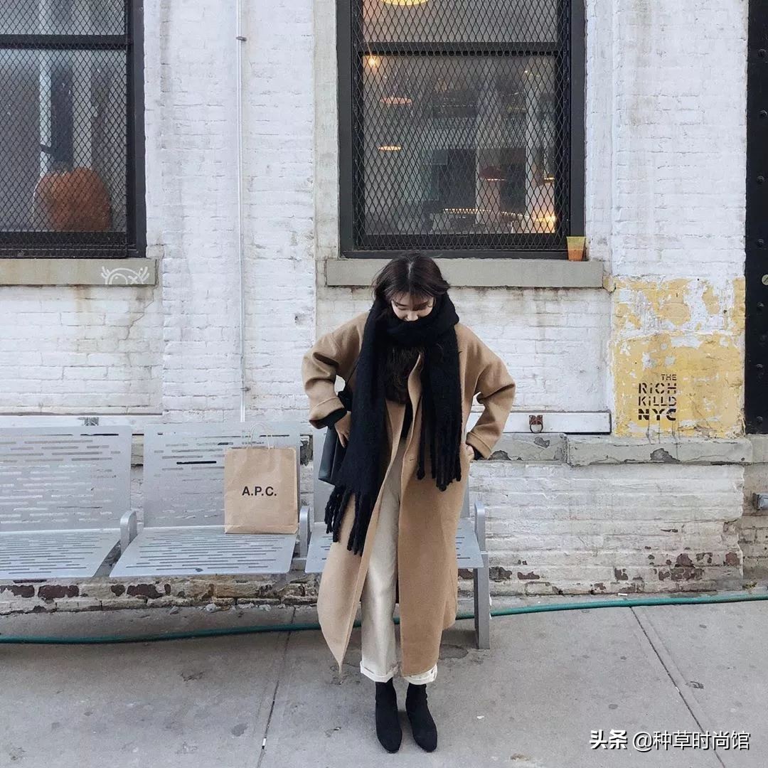 夹克直筒裤,夹克直筒裤穿搭