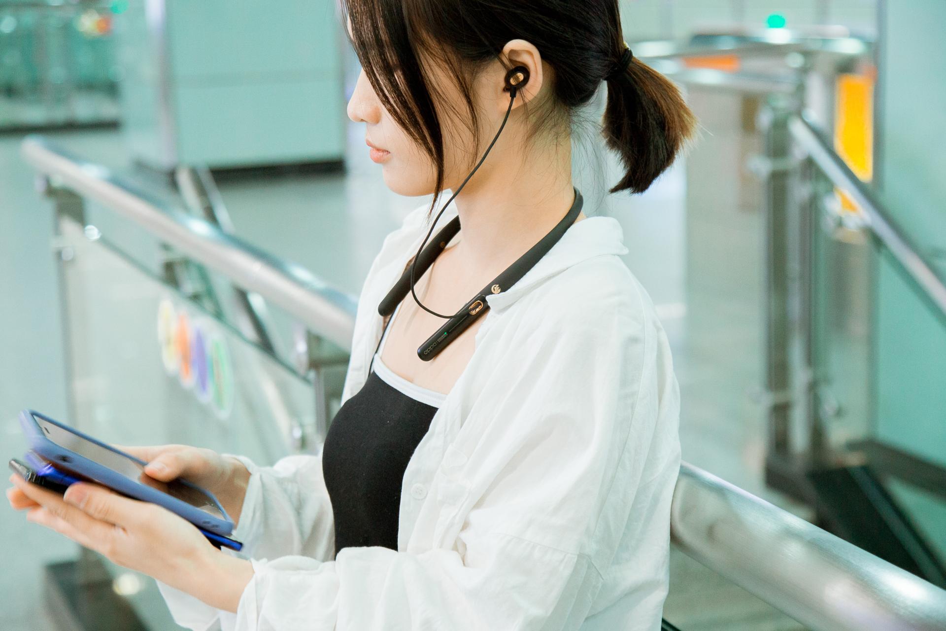 oppo哪一款耳机降噪好,oppo降噪耳机缺点