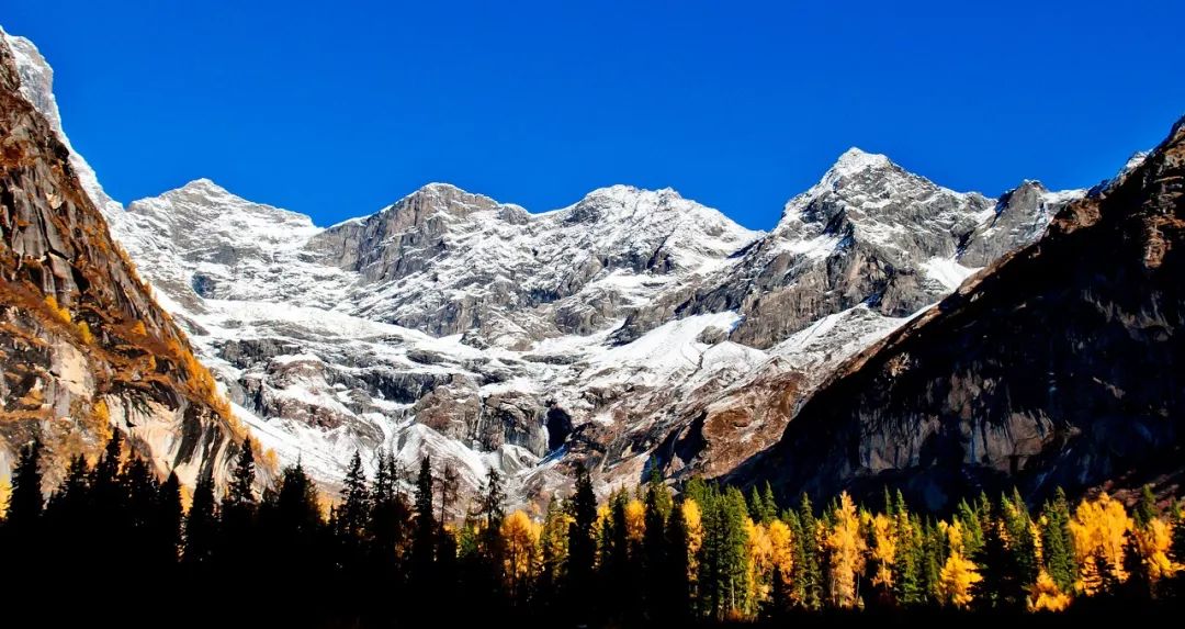 国内100条徒步路线,一生必去的10条徒步线