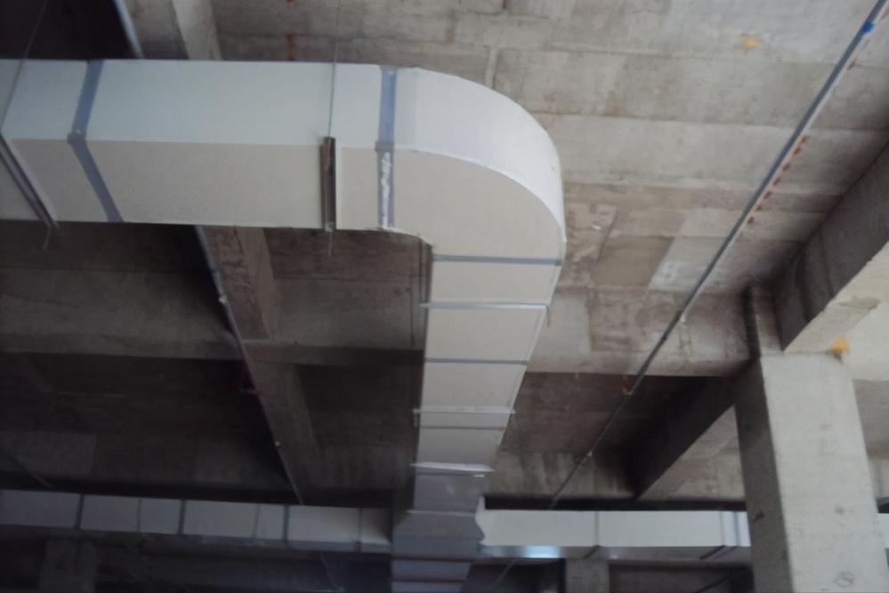 空调吹出来的风有异味怎么办,没开空调空调却有异味