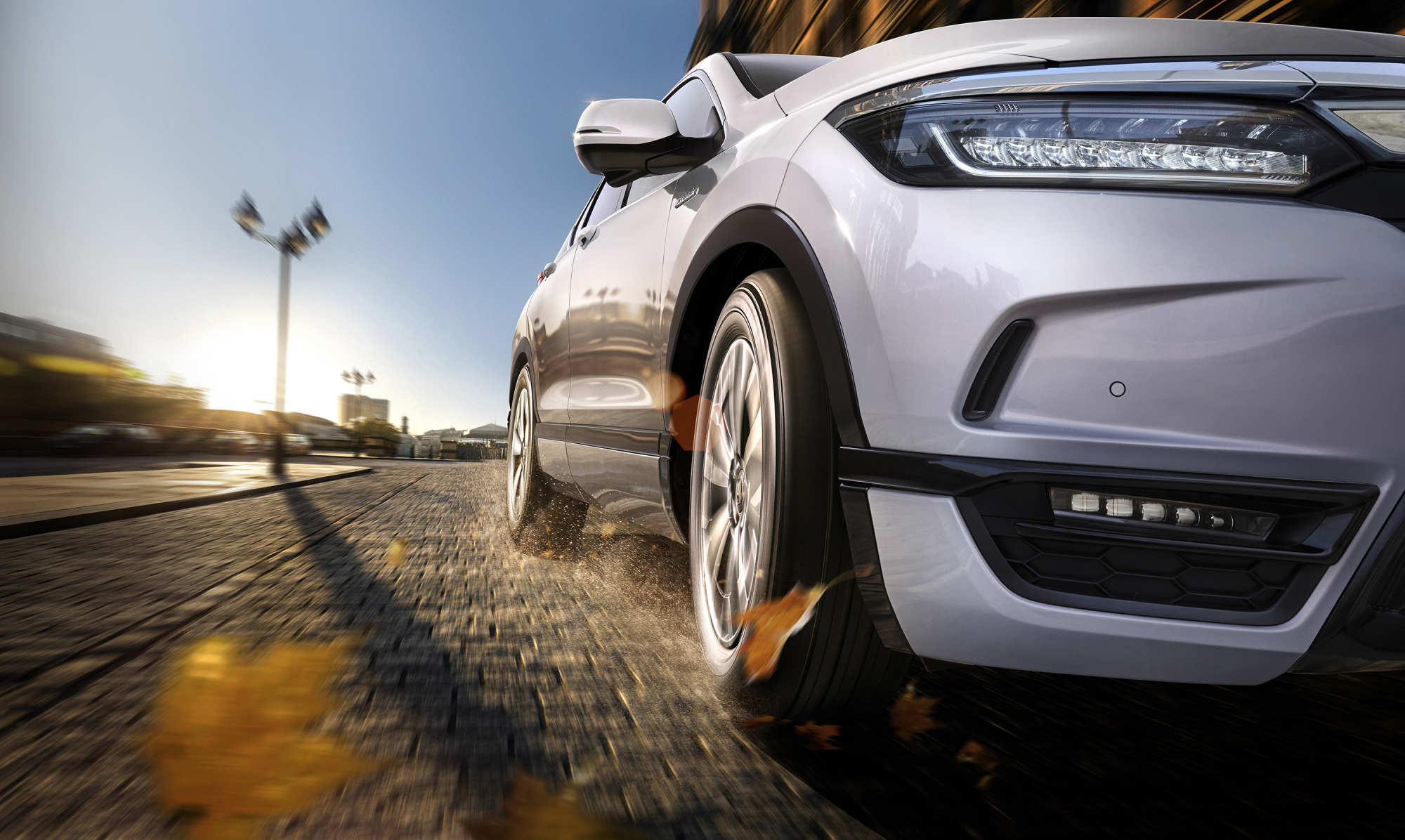 本田皓影和宝马x3哪个好,皓影和宝马x3