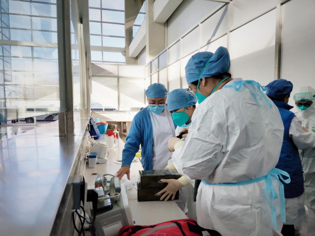 疫情防控重担在肩,投身于光荣且伟大的防疫工作