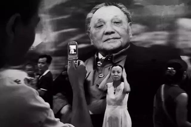 今天他115岁了，*小平邓**人生的40个瞬间