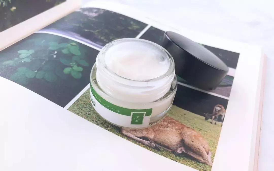 雅诗兰黛日本产的眼霜,用了雅诗兰黛皱纹更明显了