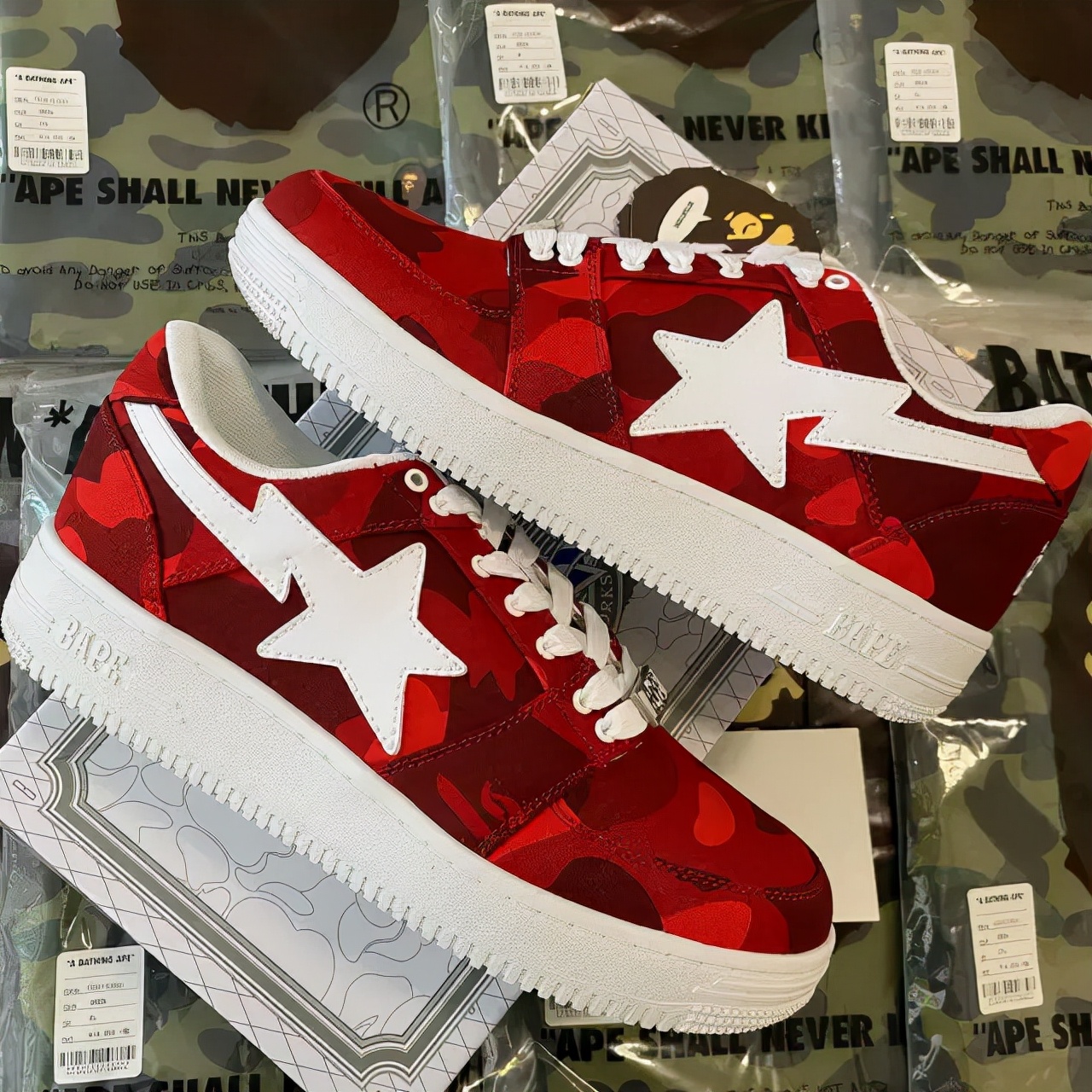 Rhude、Amiri、BAPESTA...靠着抄袭擦边球的潮牌，越来越火了？