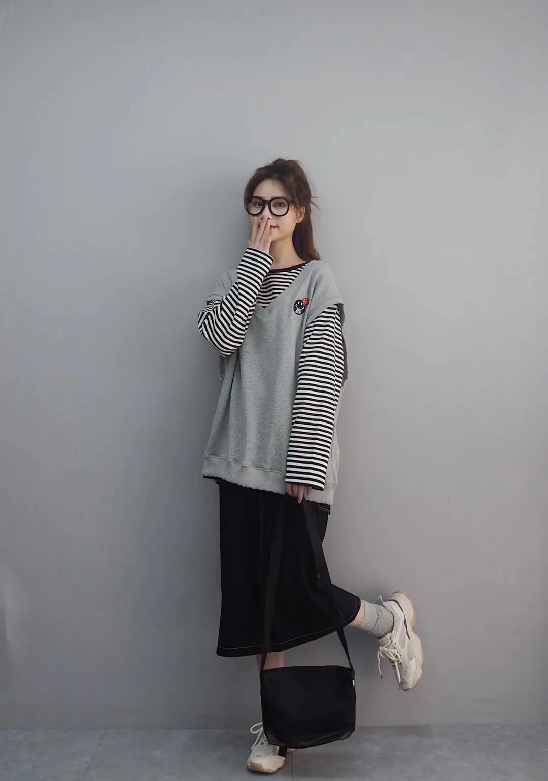 妻子的浪漫旅行第一季穿搭,花儿与少年第一季李菲儿穿搭