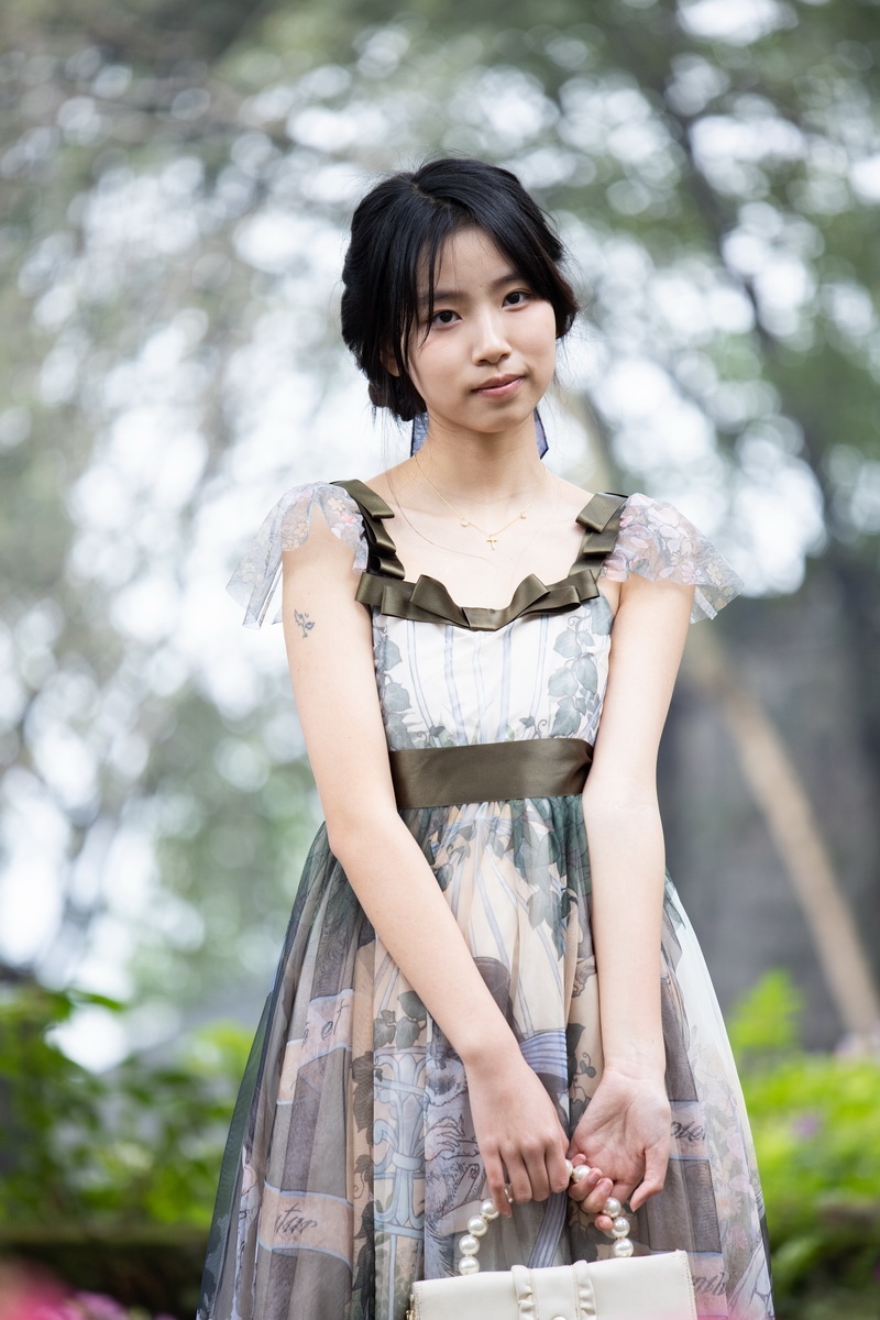 佳能rf长焦红圈镜头推荐,rf70200镜头f4值不值得买