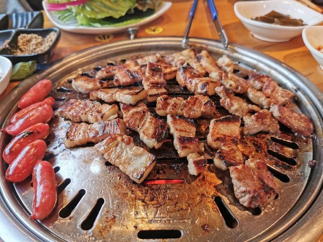 哎呀妈呀思密达，这座边境小城让我成功穿越