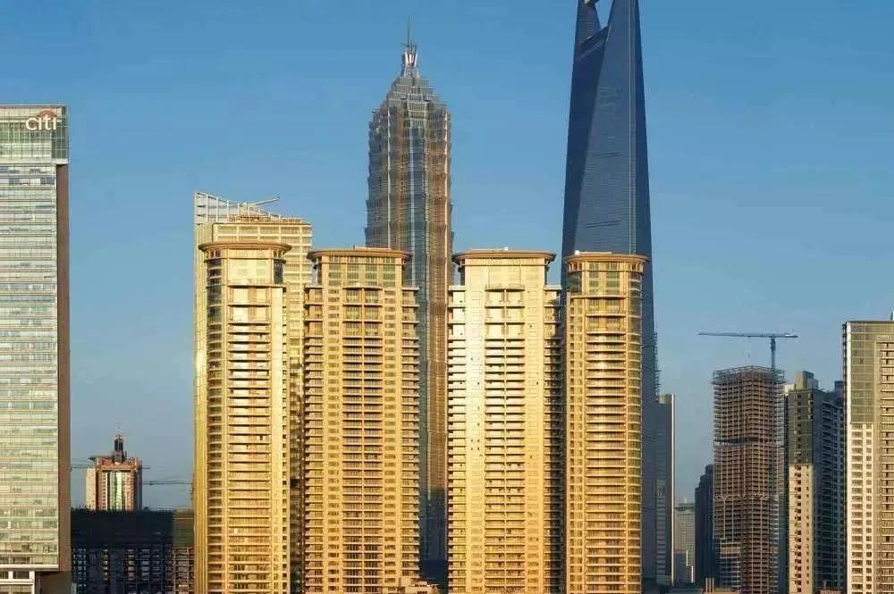 买海景壹号还是汤臣一品,上海中粮海景壹号vs汤臣一品