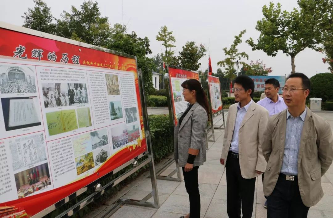 什么活动吸引老师同学参与,什么样的活动有利于提升学生品德