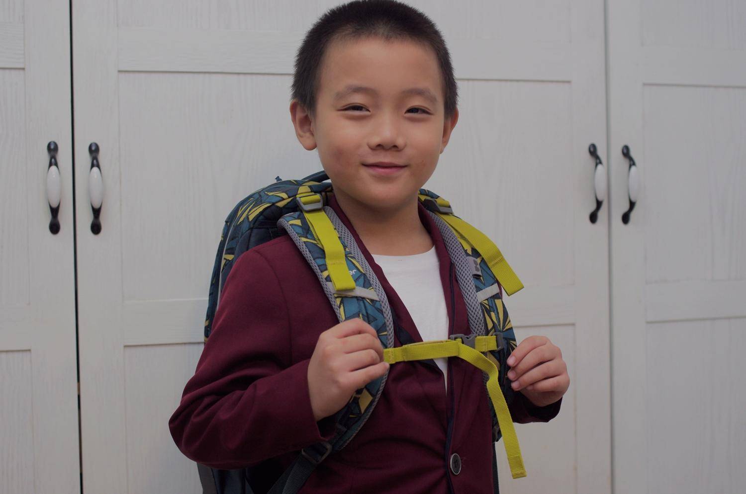 澶氱壒鎶よ剨涔﹀寘娴嬭瘎 (寰峰浗scout鍎跨鎶よ剨涔﹀寘)