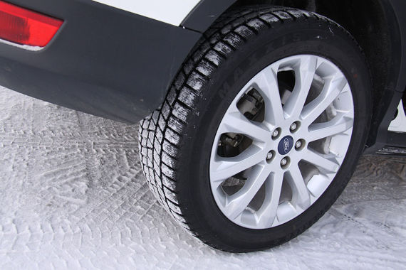 冬天汽车启动困难的原因是什么,冬季汽车启动困难解决方法