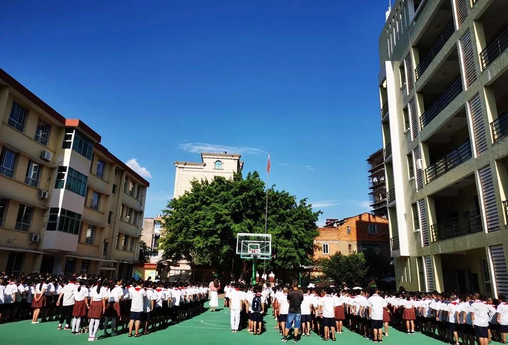 扬帆起航新学期开学典礼,福泉凤山小学开学典礼
