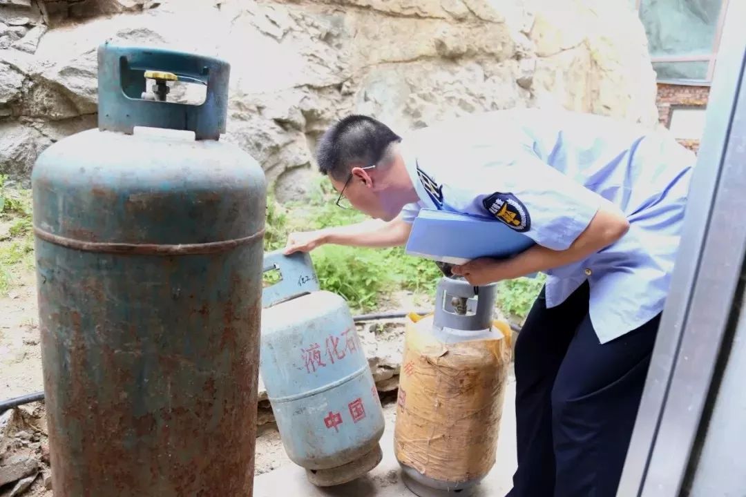 市场监管局有没有权力查账,市场监管局能查到哪些信息