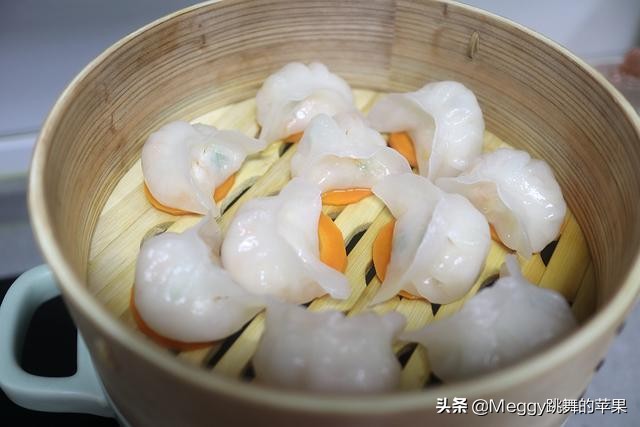 虾饺秘制美味馅料回味无穷,水晶虾饺无添加