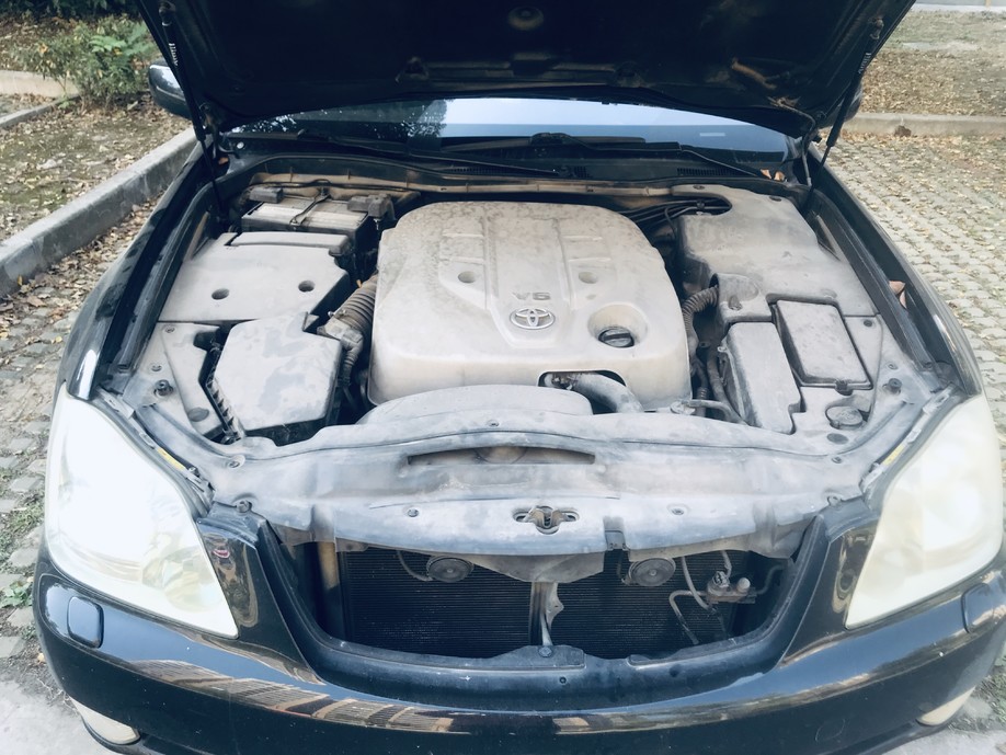 皇冠陆放两驱和四驱哪个动力好,皇冠陆放四驱和两驱动力有差别吗