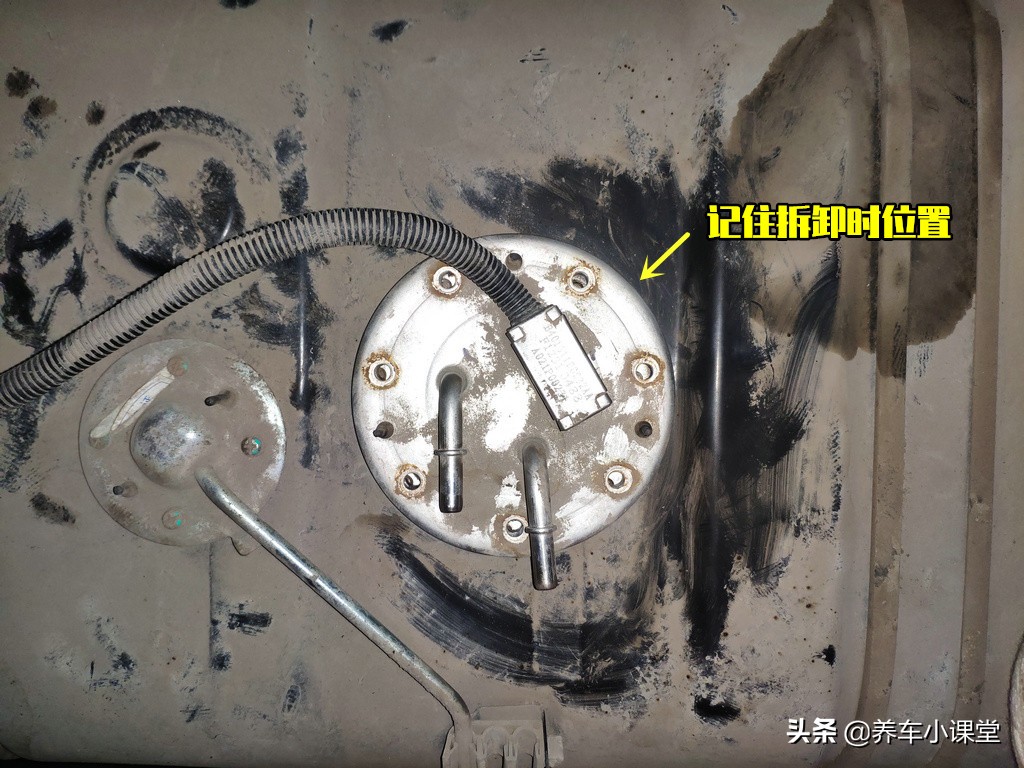 油表不准换了油泵总成会好吗,油表不准重新拆装就准了