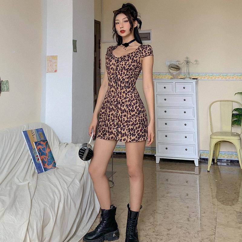 甘比穿搭,阔太太穿什么衣服显年轻